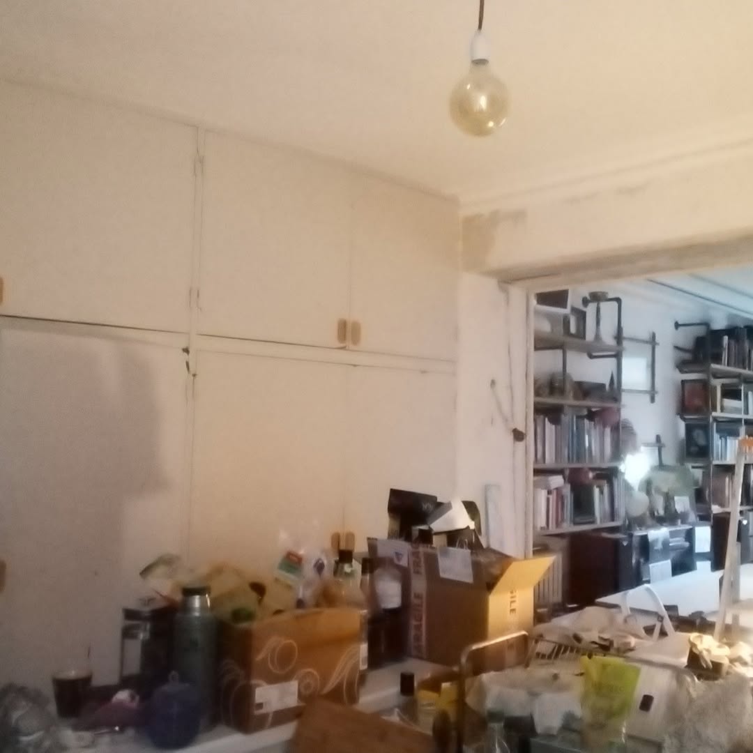 Avant travaux : cuisine avant peinture et embellissement